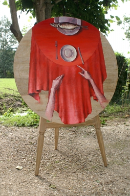 oak_table_with_handpainted_top